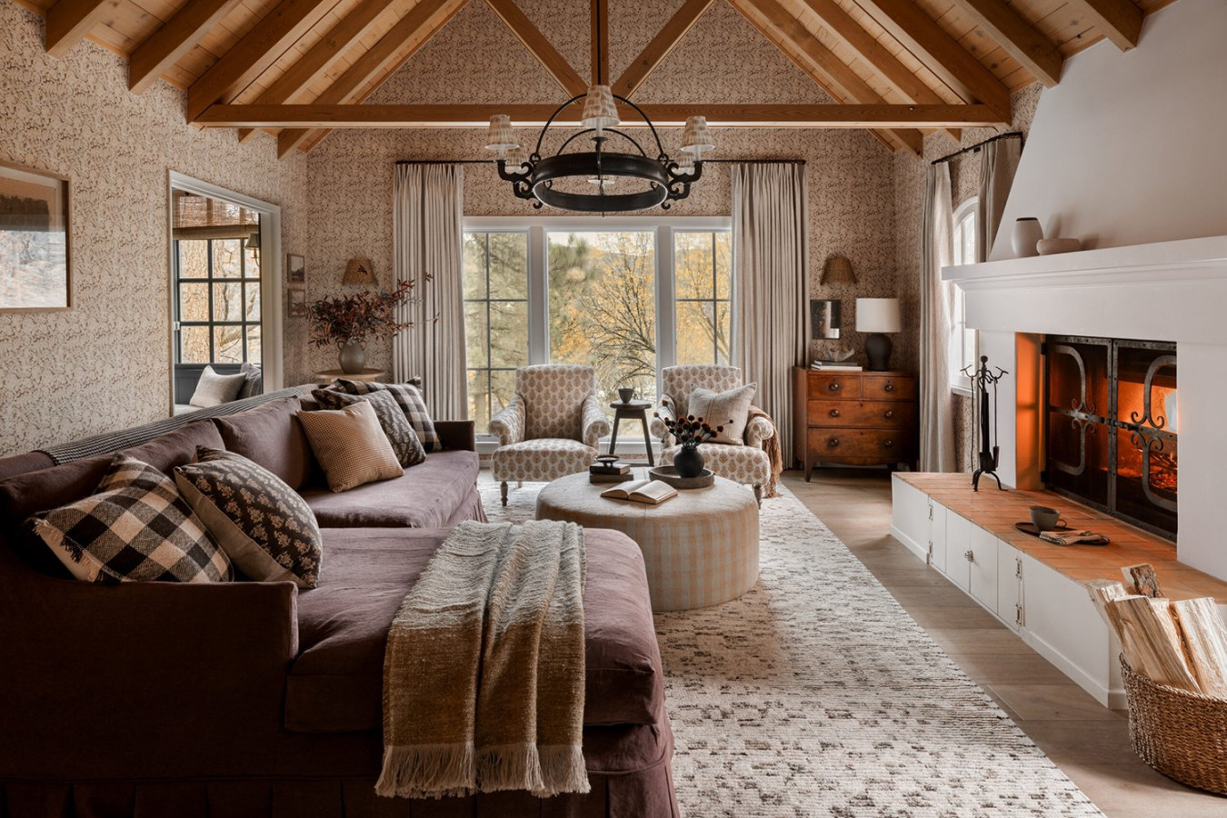 Country Living Room Ideas with Cozy, Rustic Decor